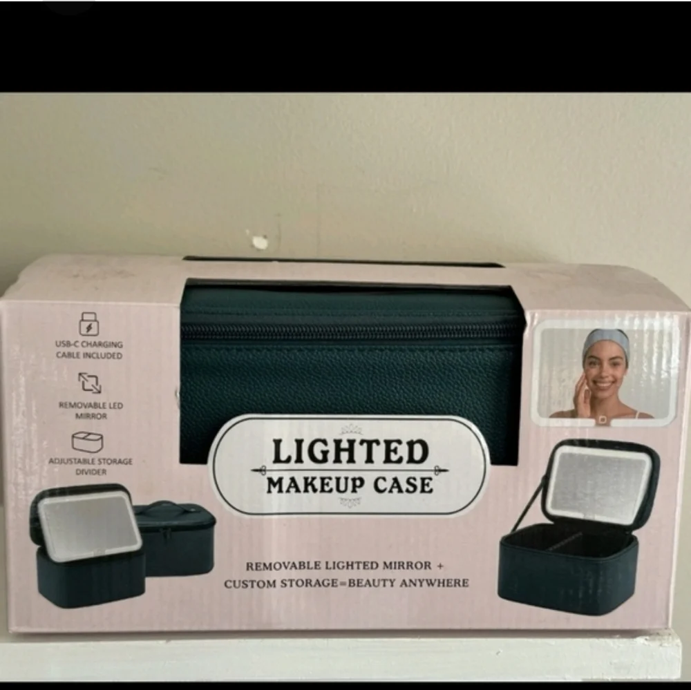 Lighted Makeup Case USB C Charging Removable Mirror Adjustable Storage black